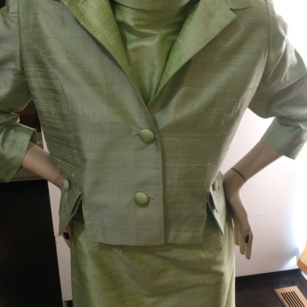 Vintage 90’s Jill Stuart for Bergdorf Goodan fabulous retro chic raw silk dress. - Picture 10 of 16
